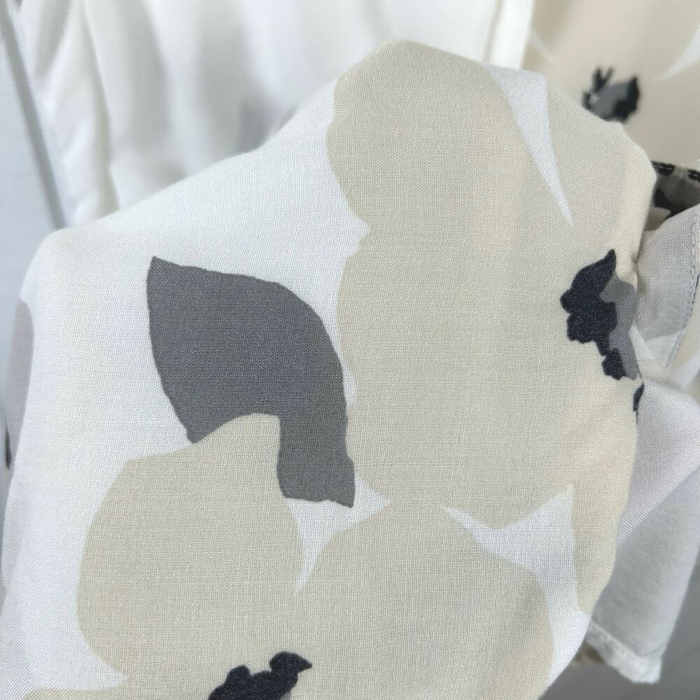 Hollister Floral Button Up Shirt Men XL Short Sleeve Beach Tropical - Picture 2 of 5